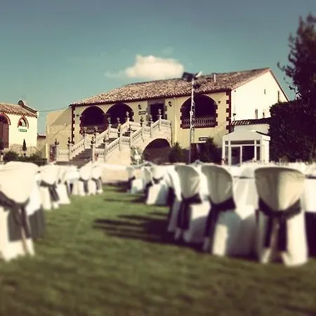 Casa rural Masia El Xaloc *